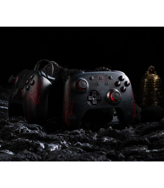 imagem do controle 8BitDo Ultimate 2C ligado